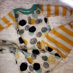 NB Knotted gown with matching hat